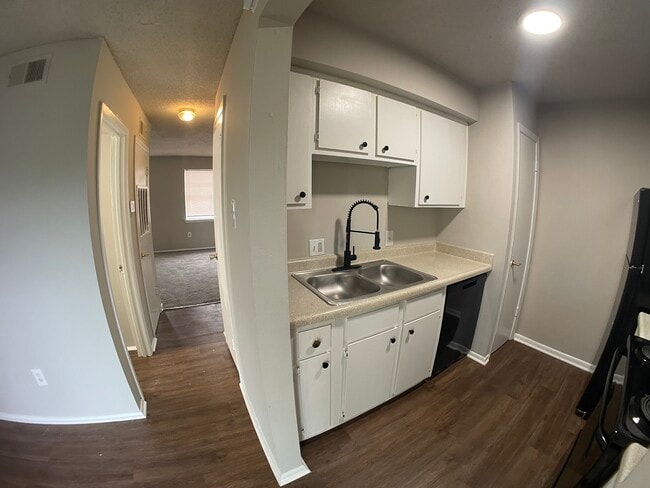 Photo - Acadian Place Apartments