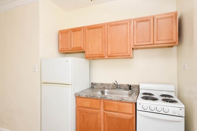 Photo - 4521 N Malden St Unit 504