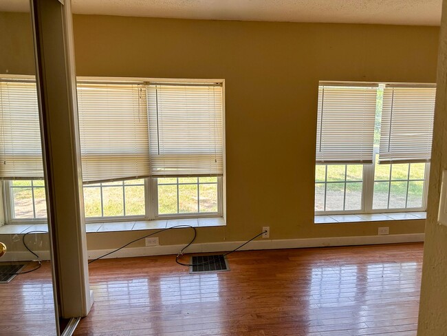 Photo - 2 bed 1 bath home
