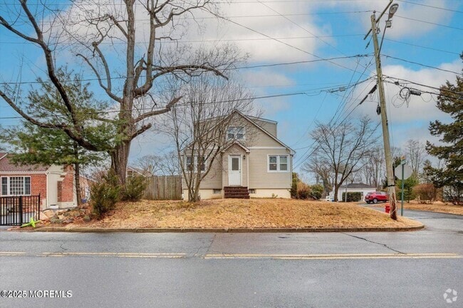 Building Photo - 259 Matawan Ave Rental