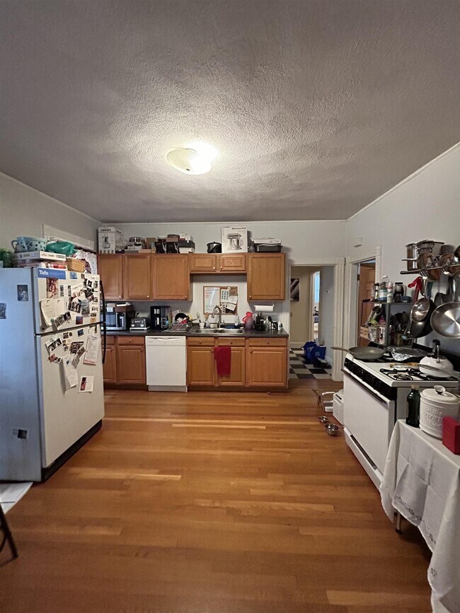 Photo - 578 Main St Unidad 1