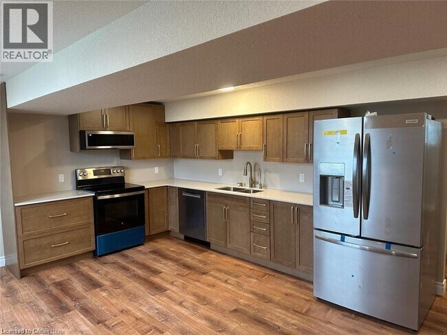 Photo - 244 Ladyslipper Dr