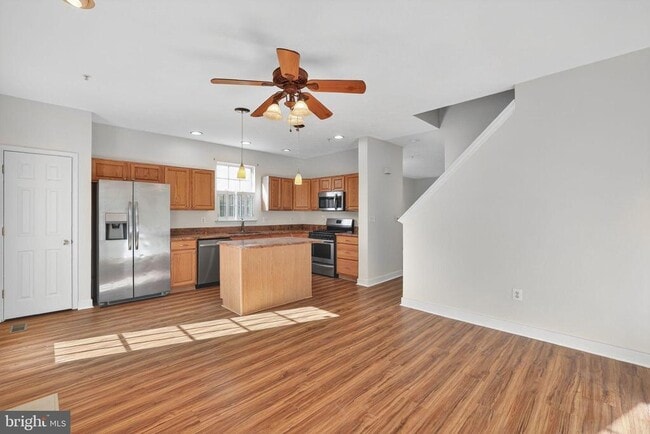 Photo - 5015 Leasdale Rd