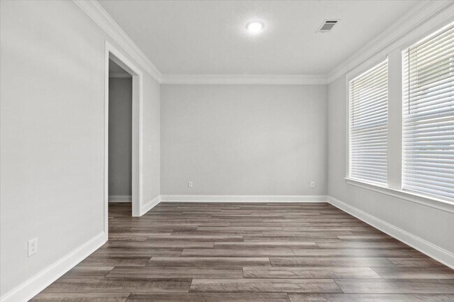 Photo - 239 Prominence Dr