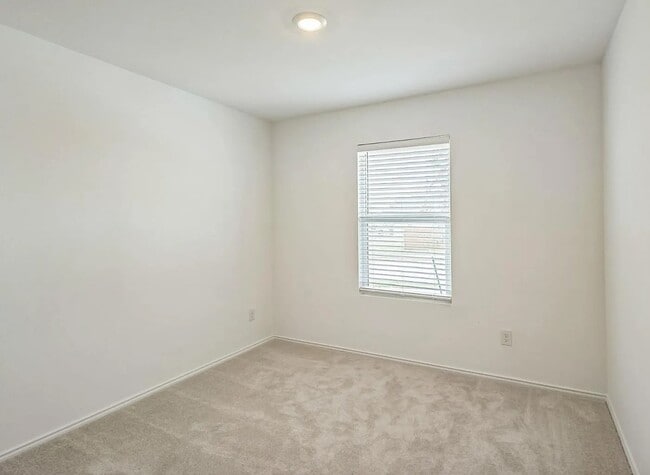 Photo - 7904 Gilbert St