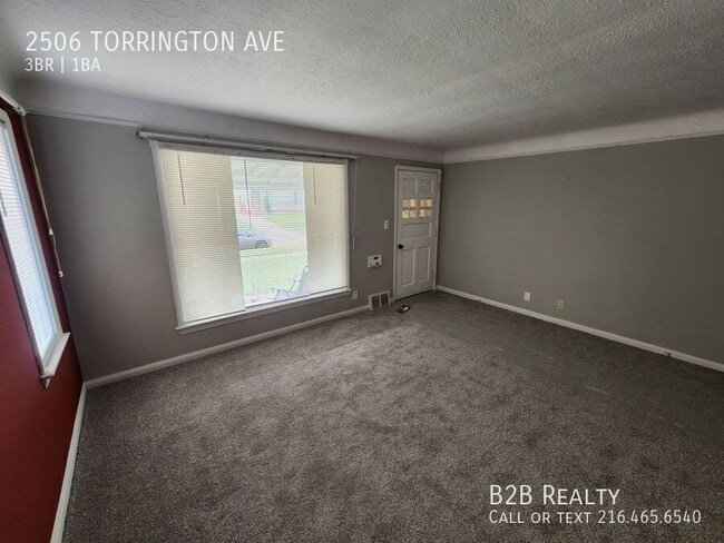 Photo - 2506 Torrington Ave