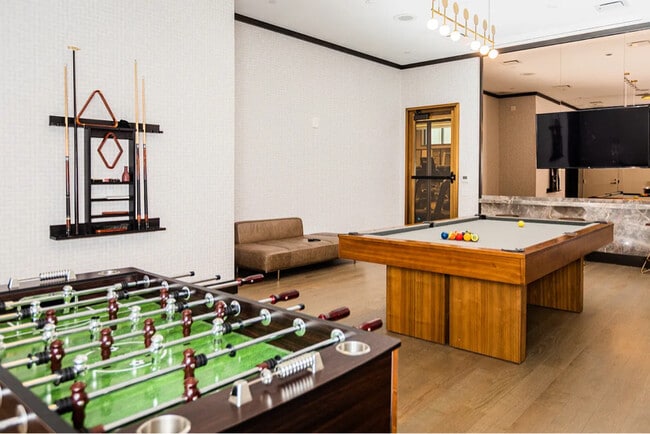 Photo - 123 Linden Blvd