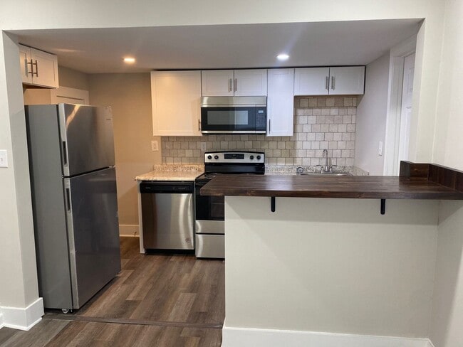 Photo - Freshly Renovated 2BR Duplex in the Heart of Portsmouth!