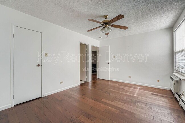 Building Photo - 2120 S Vaughn Way