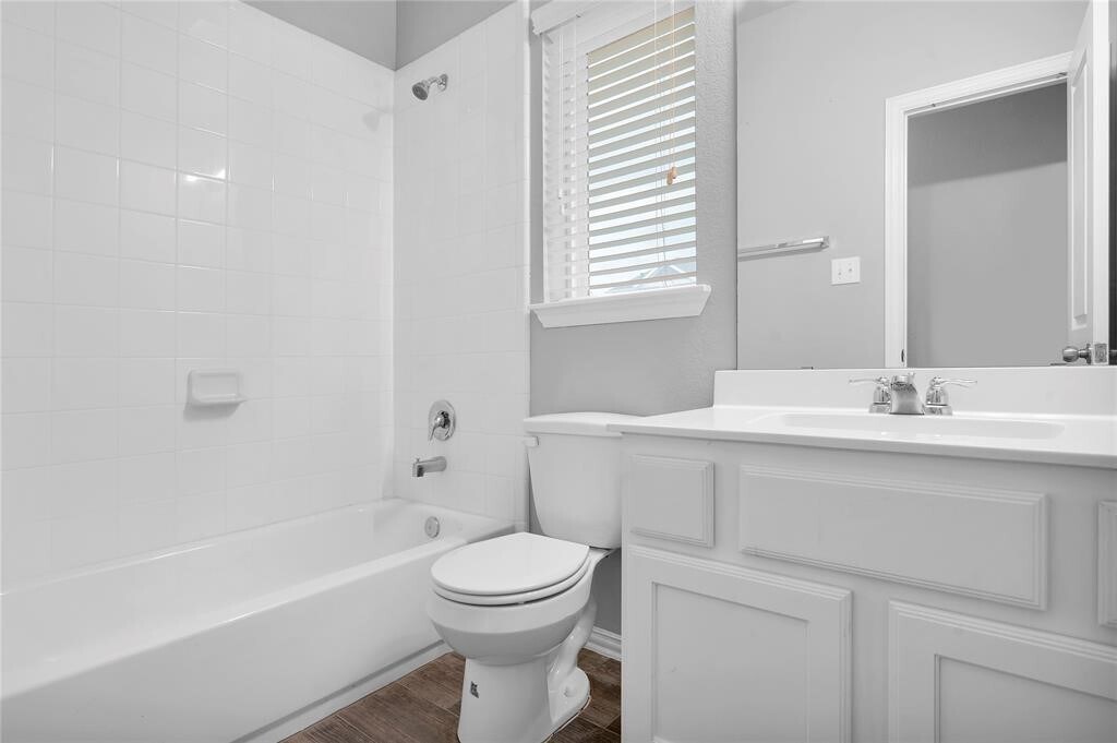 Photo - 3137 Dunsmore Manor Ct