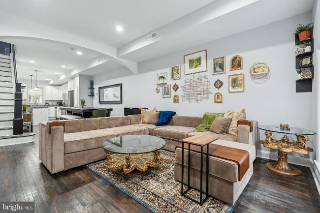 Photo - 407 N Lakewood Ave Townhome