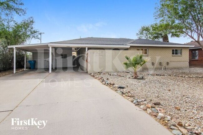 Building Photo - 3402 N 23rd Dr Rental