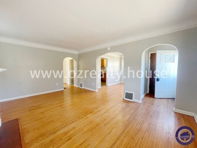 Photo - 3509 Douglas Rd