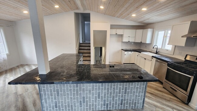Photo - 638 Calhoun Ave