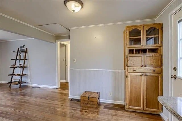 Photo - 2815 NE 56th St