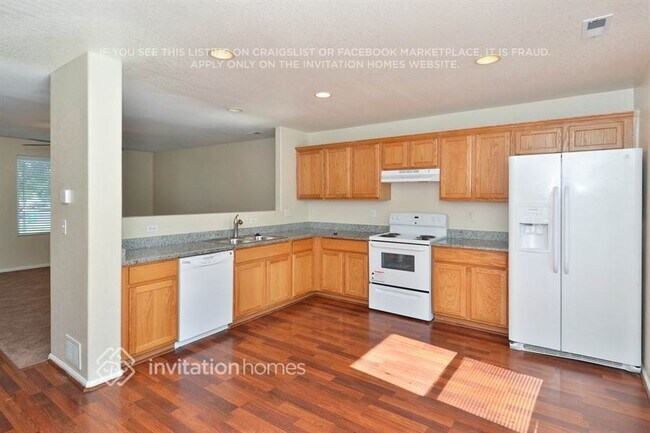 Photo - 1350 Bluebird St