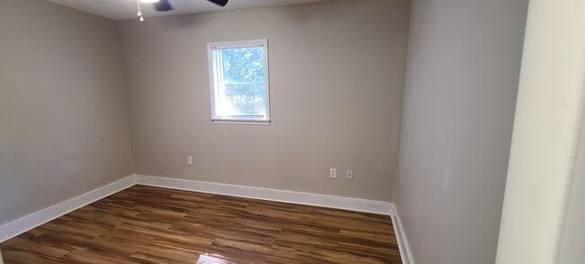 Photo - 710 Jefferson Dr