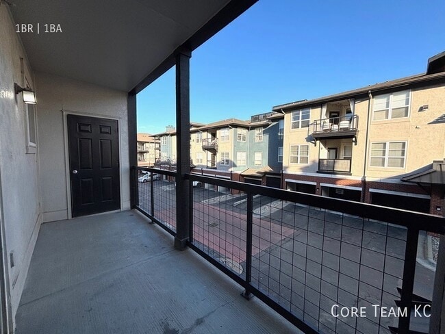 Building Photo - 701 Westport Rd Unit A3G - #526