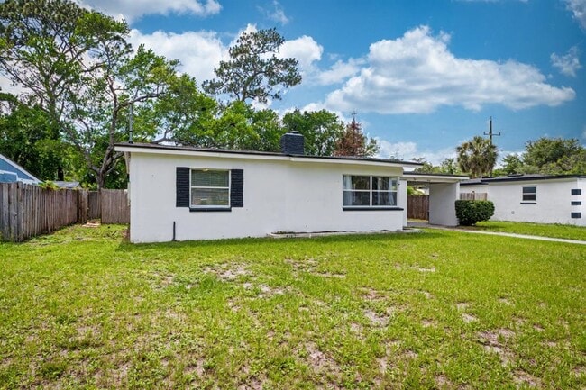 Photo - 6216 Suwanee Rd
