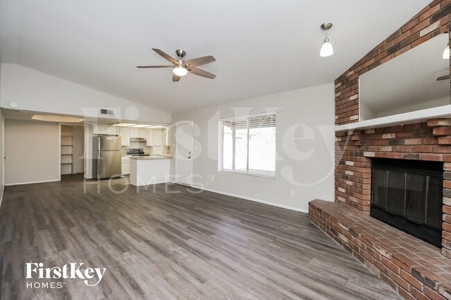 Photo - 3928 E Garnet Cir