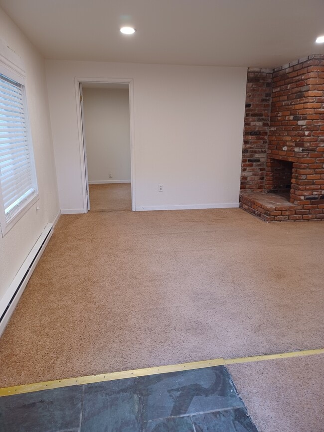 Photo - 923 SW City View St Unit 923