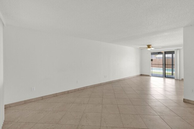Photo - Great 3 bed 2 bath home with a pool!