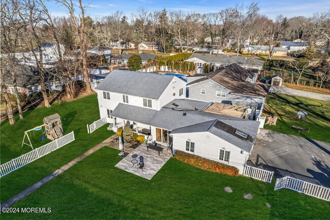 Photo - 500 Roseld Ave House