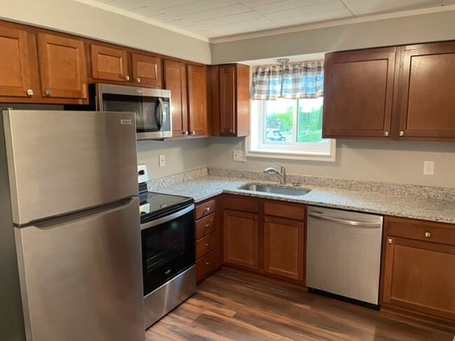 Photo - Spacious 1-bedroom in Bellevue! Unit 233 - Apt 2