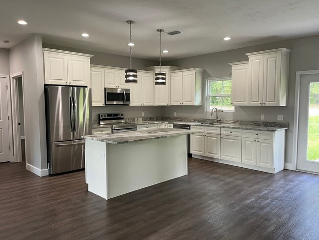 Photo - Upgraded New 3 Bedroom, 2 Bath home in Emerald Cove