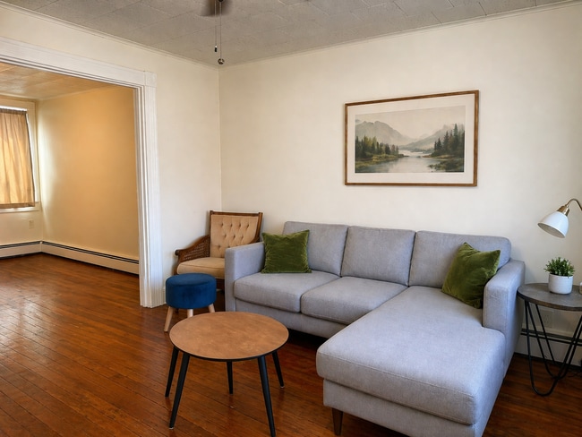 Photo - Beautiful 3 Bedroom Townhome in Lancaster - First Floor Washer/Dryer!