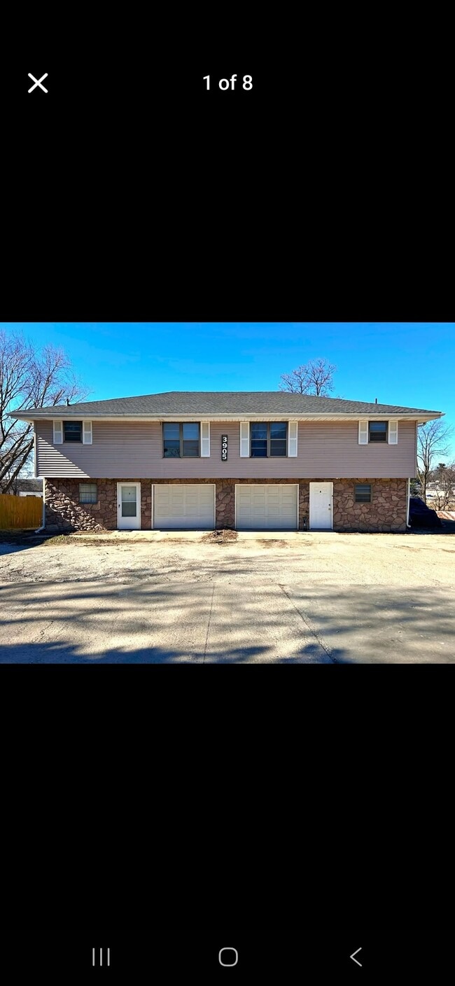 Building Photo - 3905 Bucher Dr Unit A