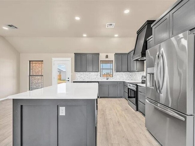 Photo - 409 Bobwhite Rd