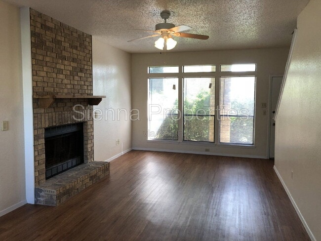 Photo - 8300 Bradford Edward Cove Unit B