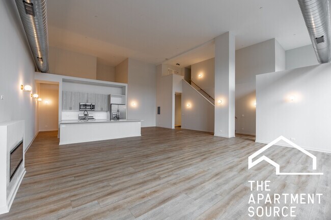 Photo - 3207 N Narragansett Ave