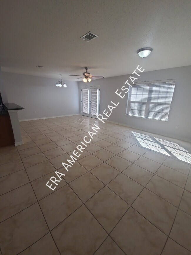 Photo - 291 Dahlquist Dr