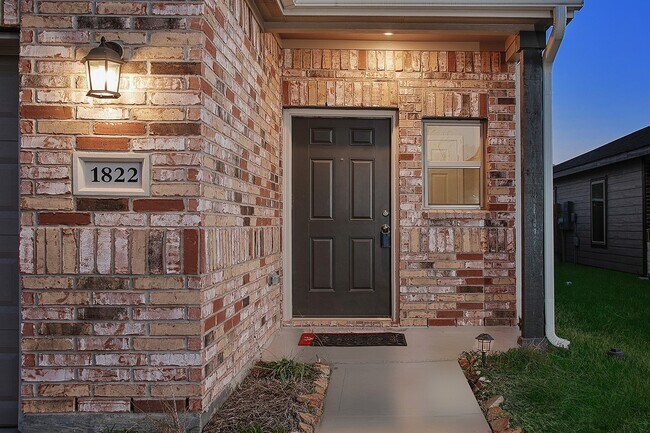 1822 Brushy Cedar Ct