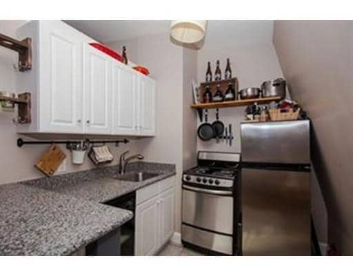 539 E 4th St Unidad 4