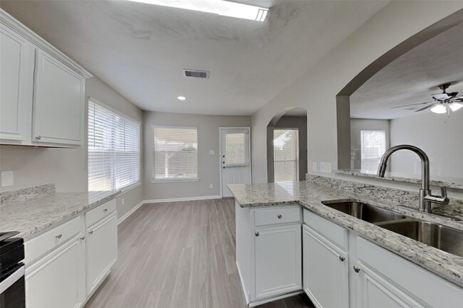 Photo - 4834 Elkmont Ct