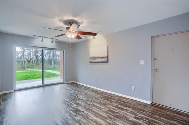 1200 College Park Dr Unit 2