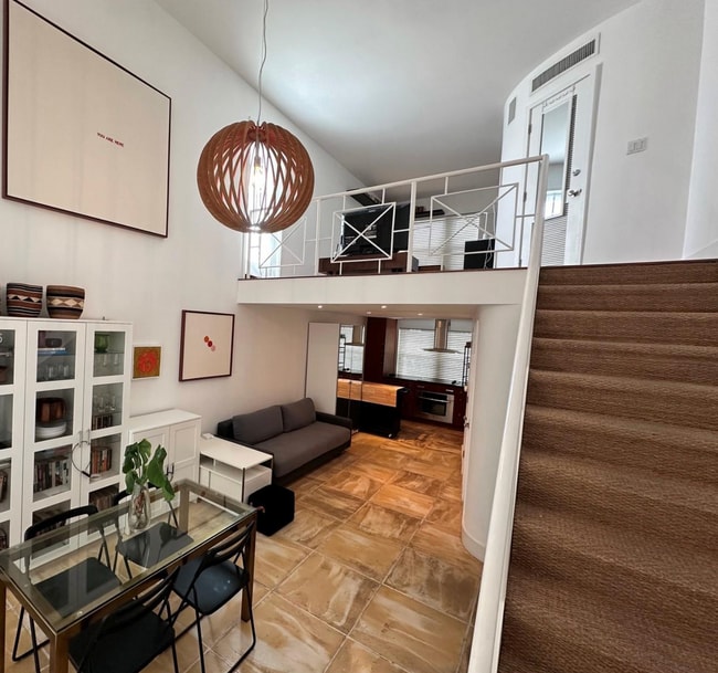 Building Photo - 6865 Bay Dr Unit 5