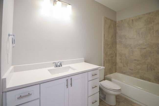 Photo - The Richmond 1002