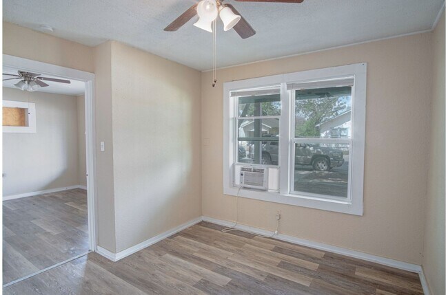 Photo - 342 Vine St Apartment Unit A