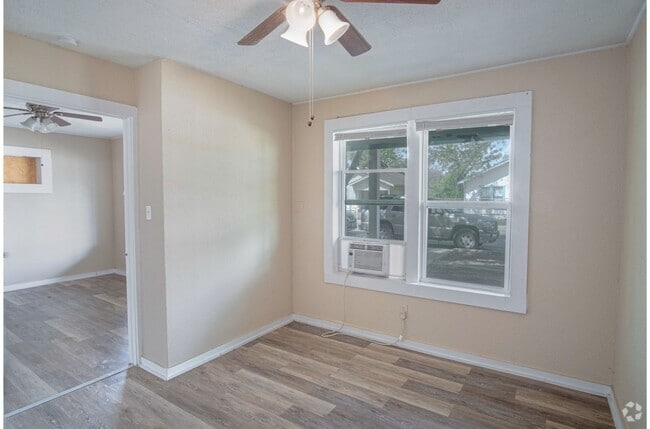 Building Photo - 342 Vine St Unit A Rental