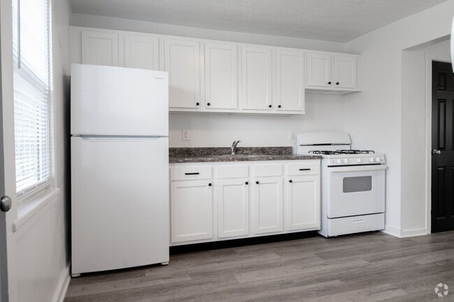 Building Photo - 3 Bedrooms | 1 Bathroom coming this June!!... Rental