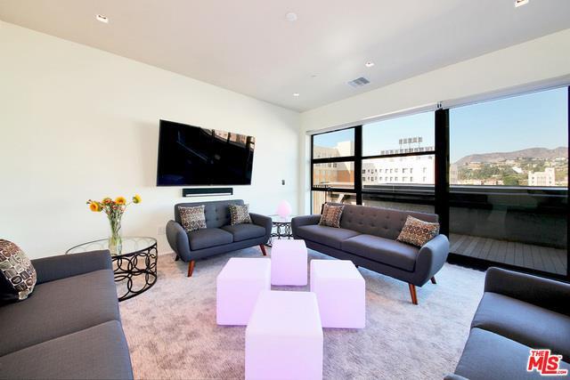 Photo - 1645n Vine St Unit 908