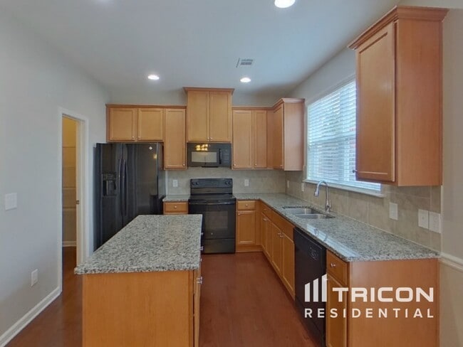 Photo - 3441 Open Fields Dr
