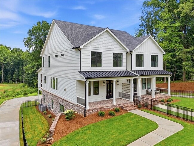 Photo - 1396 Old Magnolia Way