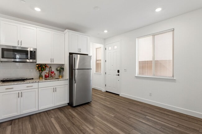 Photo - Gorgeous 1 Bed, 1 Bath Property