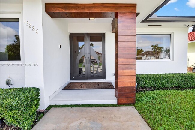 Photo - 13280 SW 39th Terrace