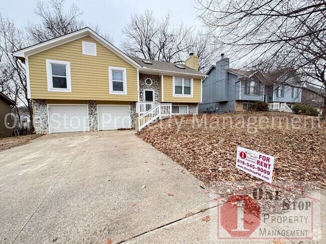 Building Photo - 3 spacious bedrooms and 2.5 bathrooms in K... Rental